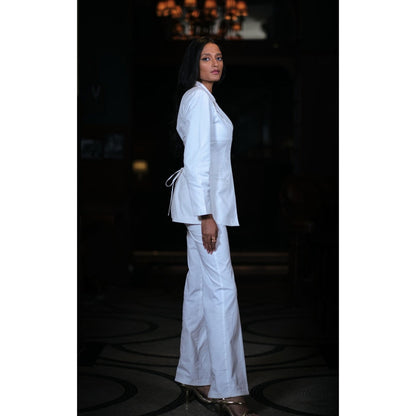 Qua Sharp Corset Blazer