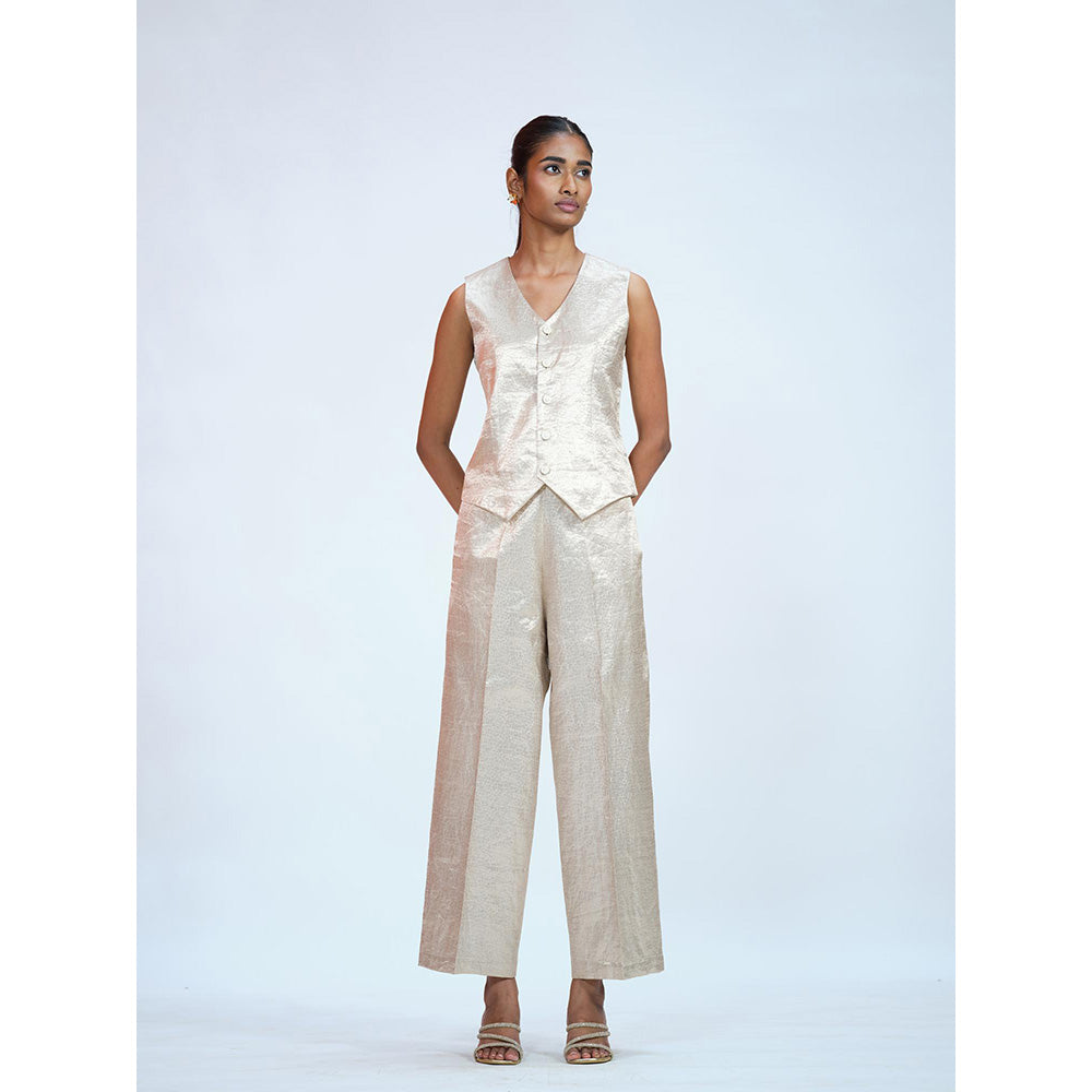 RAAG SUTRA Silver Brocade Co-Ord (Set of 2)