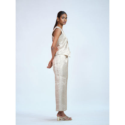 RAAG SUTRA Silver Brocade Co-Ord (Set of 2)