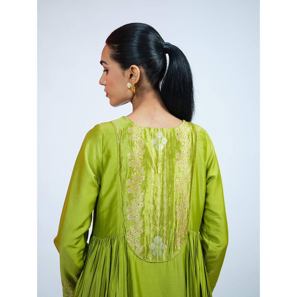RAAG SUTRA Kiwi Green Anarkali Kurta with Pant (Set of 2)