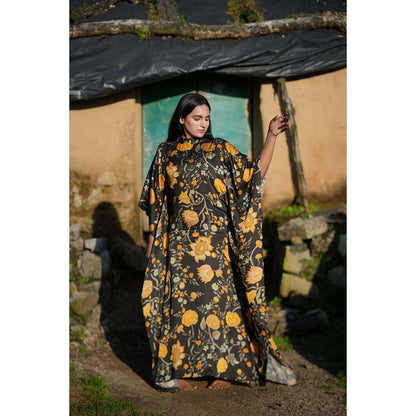 Raas Life Rani Daal Black Floral Kaftan Dress