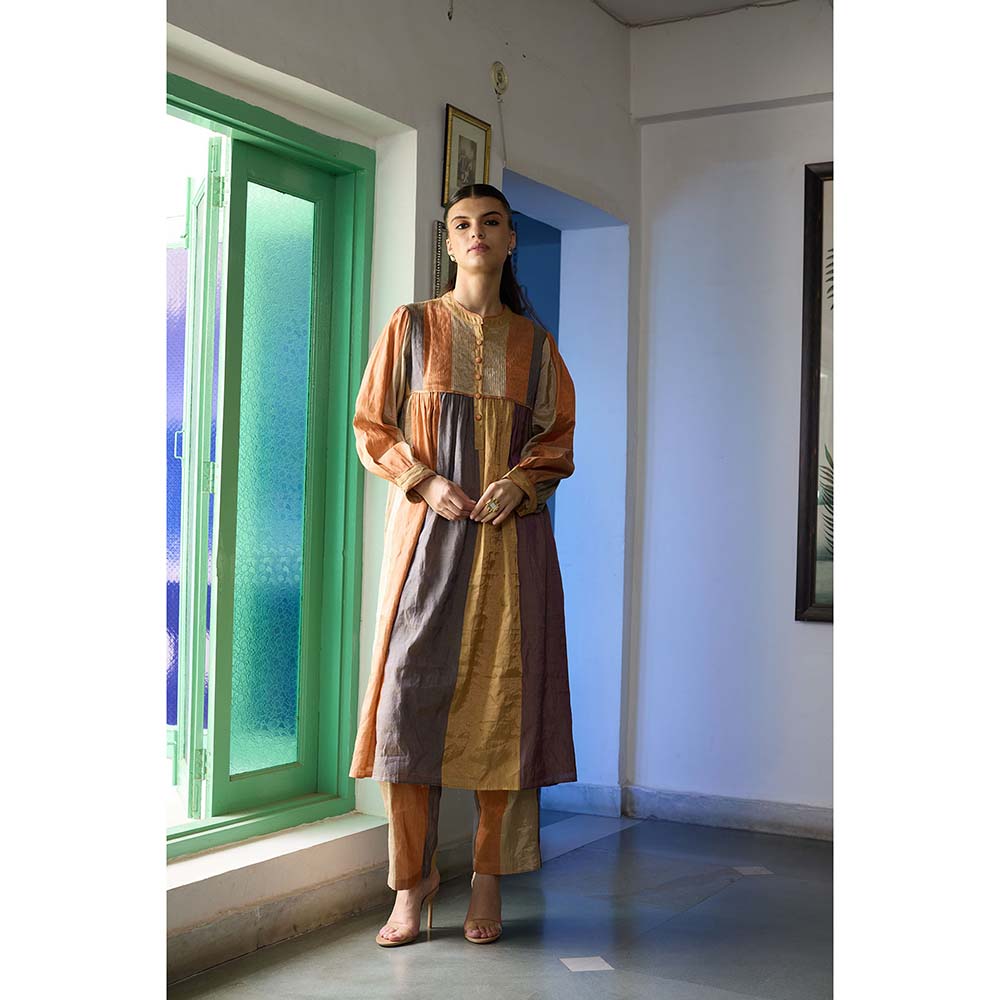 Raas Life Ganga Hand Woven Chanderi Colorblock Kurta and Pant (Set of 2)