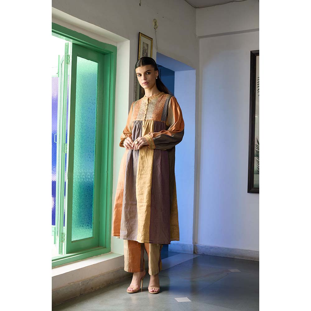 Raas Life Ganga Hand Woven Chanderi Colorblock Kurta and Pant (Set of 2)