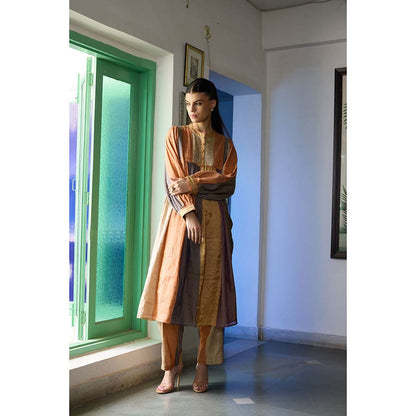 Raas Life Ganga Hand Woven Chanderi Colorblock Kurta and Pant (Set of 2)