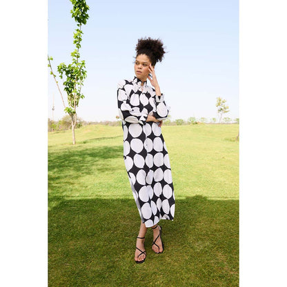 Raas Life Black & White Daisy Printed Dress