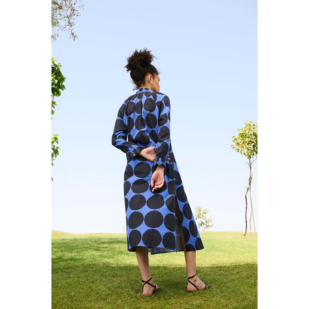 Raas Life Black & Blue Daisy Printed Dress
