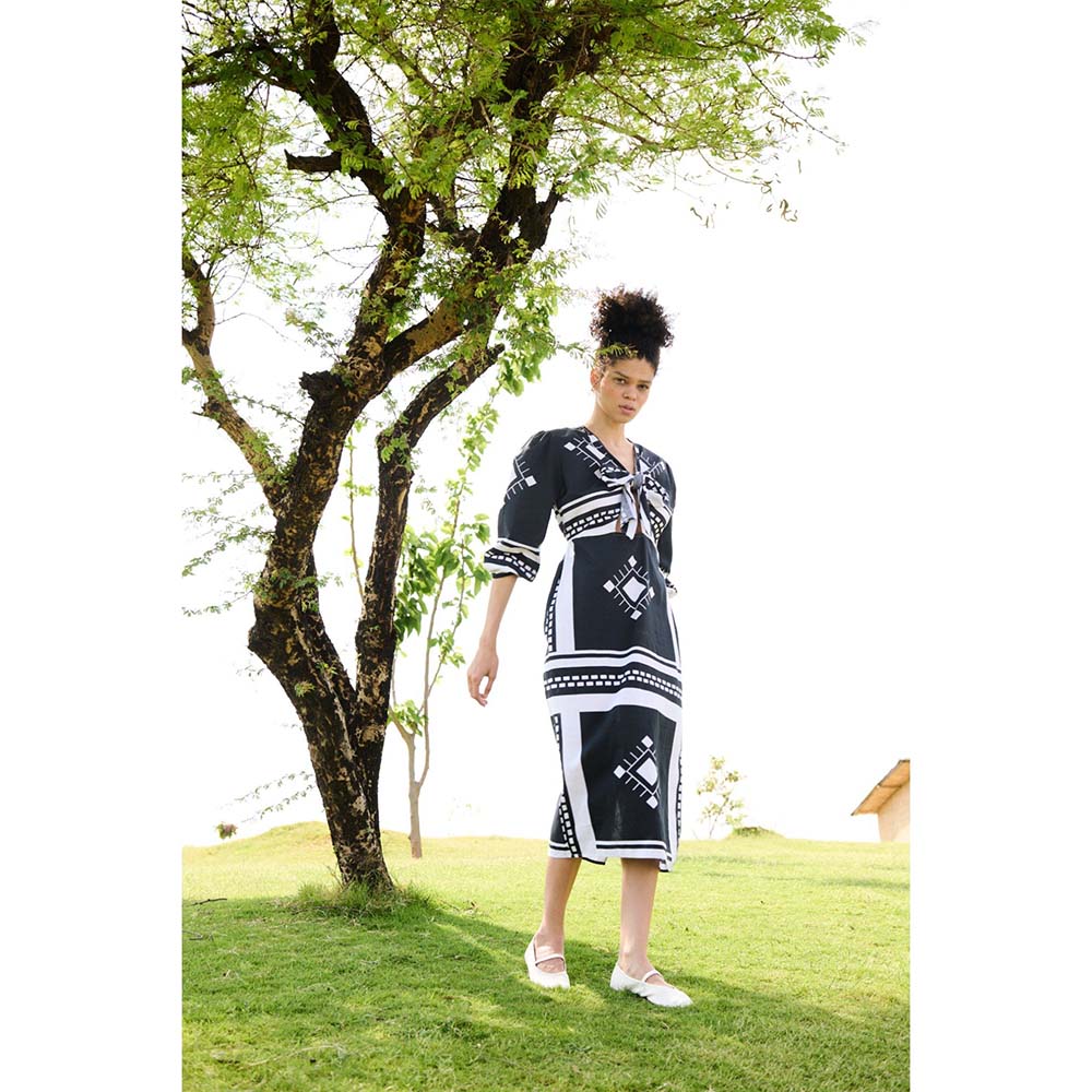 Raas Life Black Dahlia Printed Dress