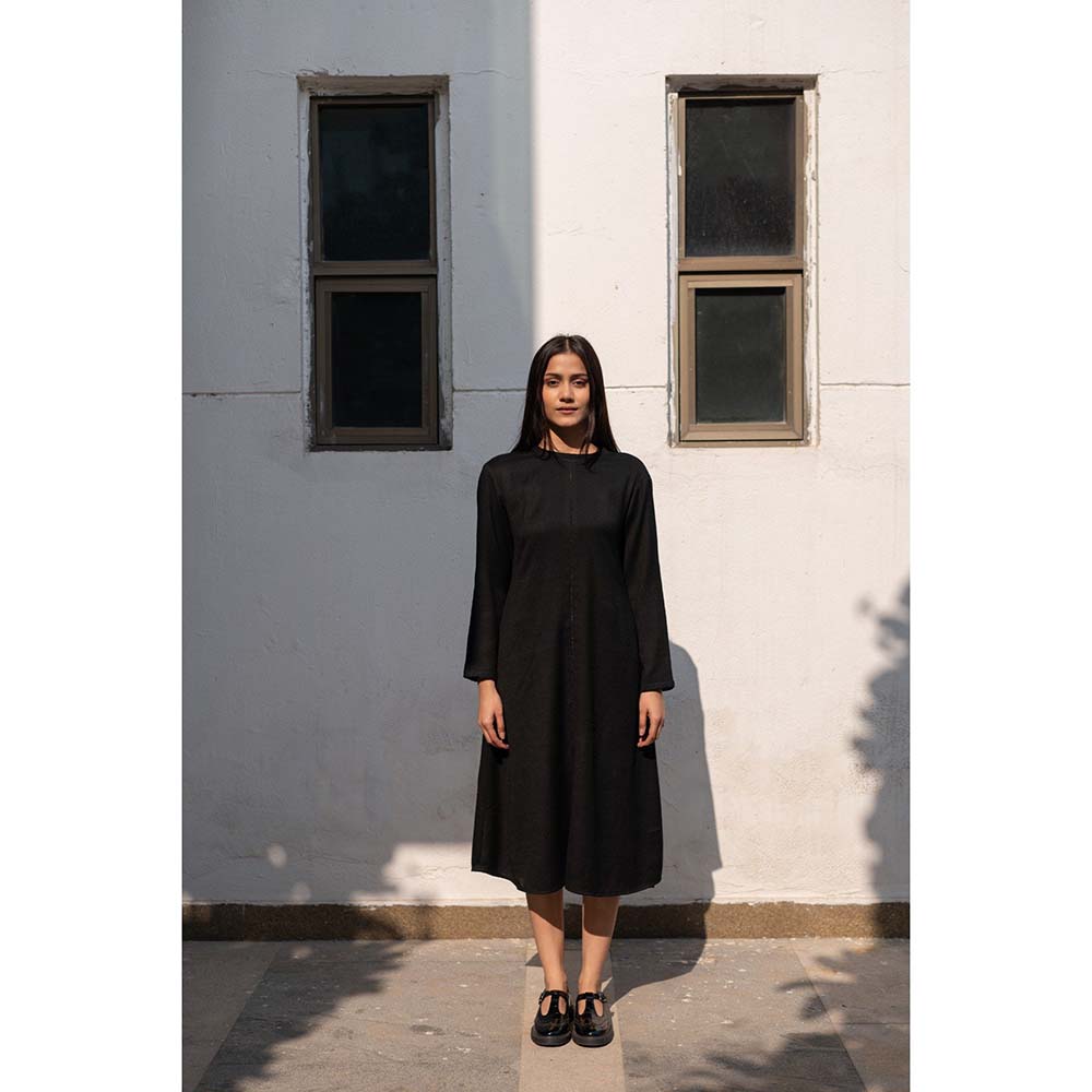 Raas Life Black Starflower Solid Dress