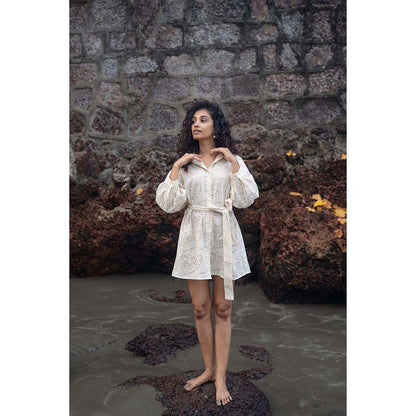 Raas Life Cream Cookie Self Design Dress With Belt