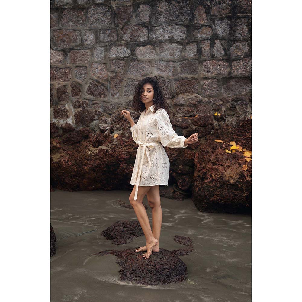 Raas Life Cream Cookie Self Design Dress With Belt