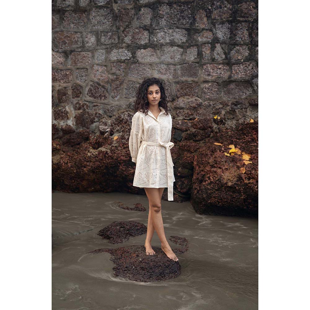 Raas Life Cream Cookie Self Design Dress With Belt