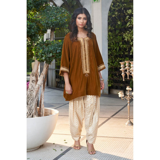 Ranian Brown Color Velvet Kurta with Chanderi Salwar (Set of 2)