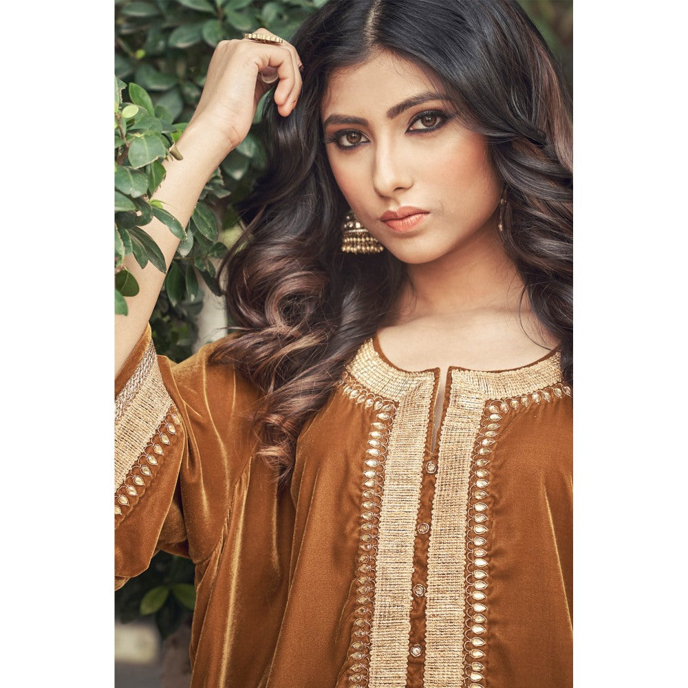 Ranian Brown Color Velvet Kurta with Chanderi Salwar (Set of 2)