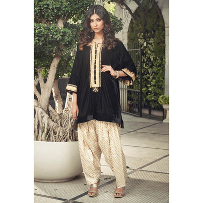 Ranian Black Velvet Kurta with Salwar (Set of 2)