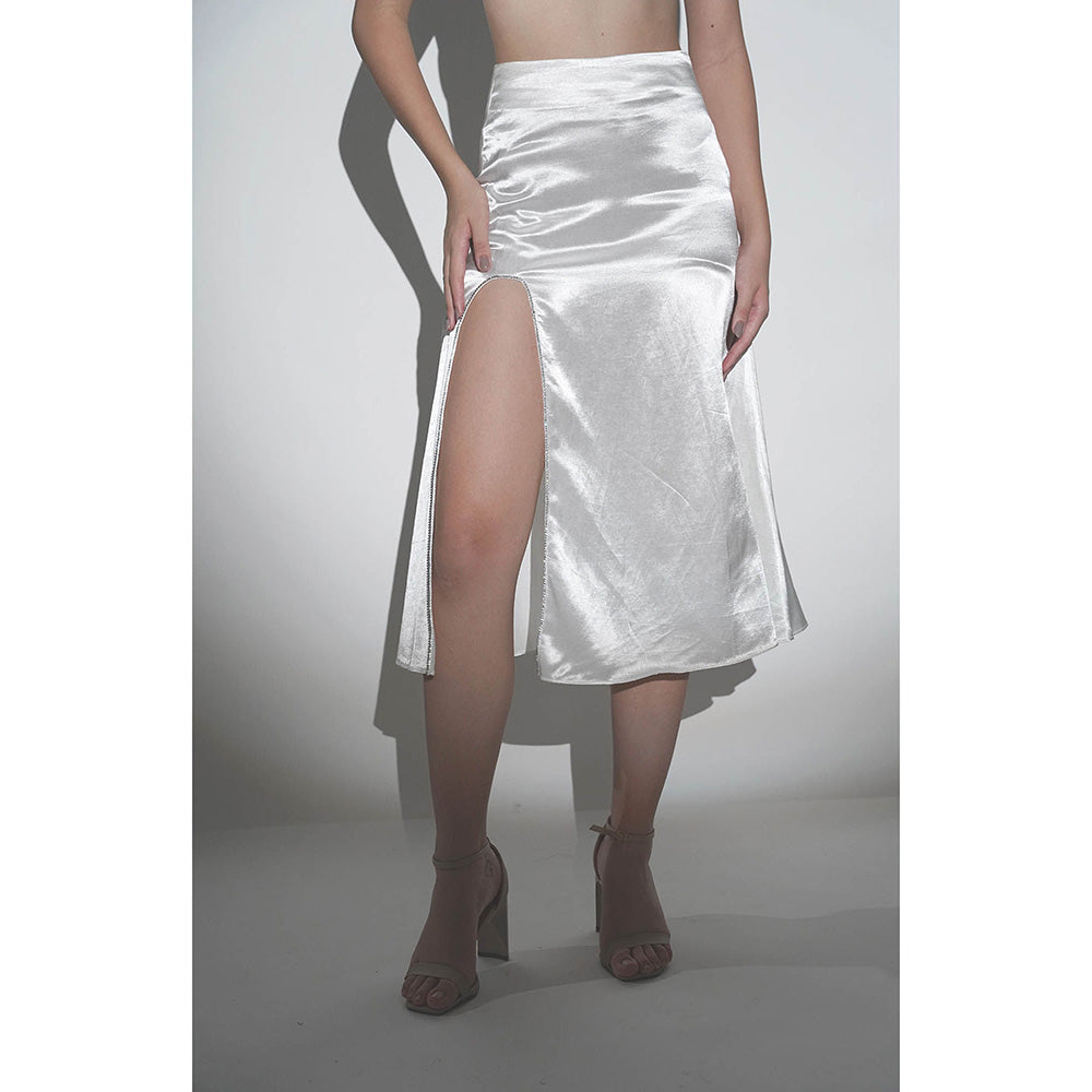 Realm By Vaishali Twinkle White Midi Skirt