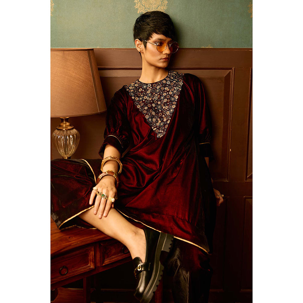 REETI ARNEJA Maroon Sangria Velvet Kurta with Palazzo (Set of 2)