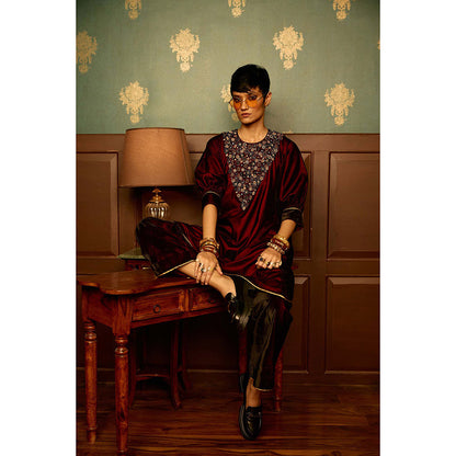 REETI ARNEJA Maroon Sangria Velvet Kurta with Palazzo (Set of 2)