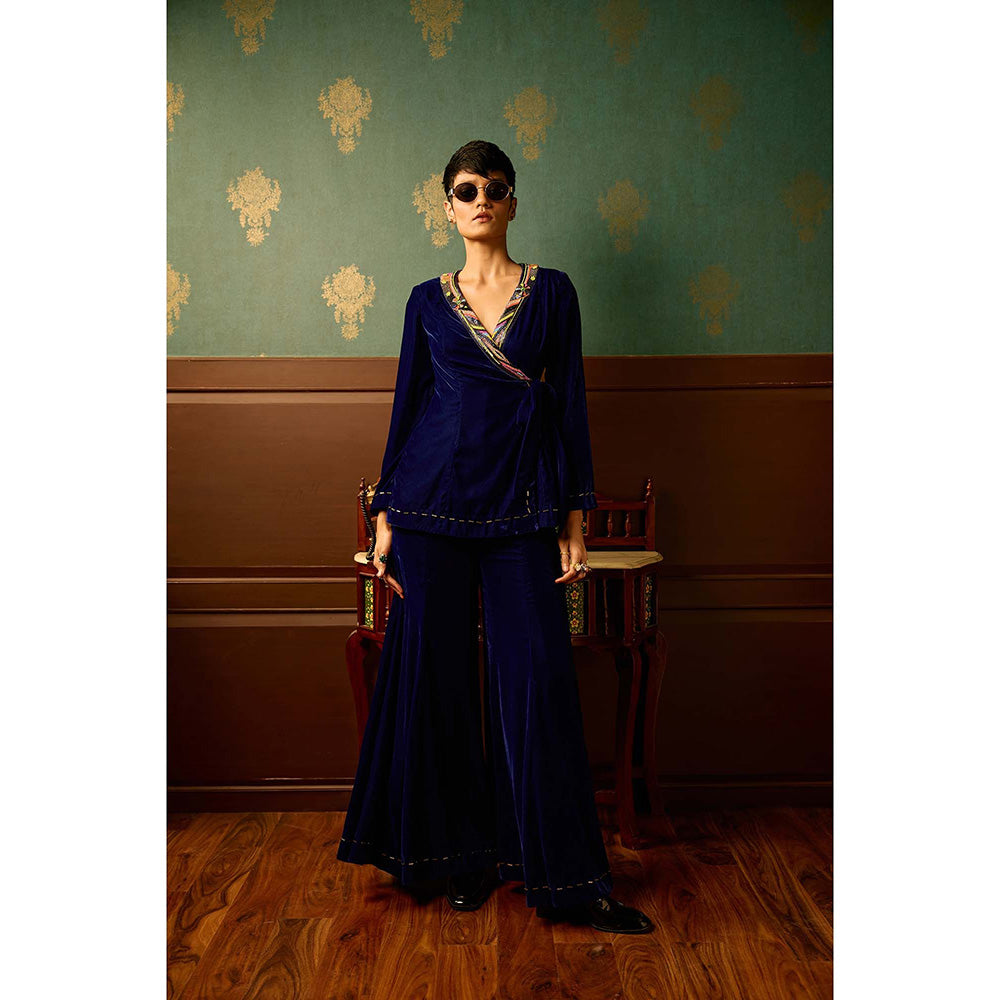 REETI ARNEJA Navy Blue Enigma Kurta with Pant (Set of 2)