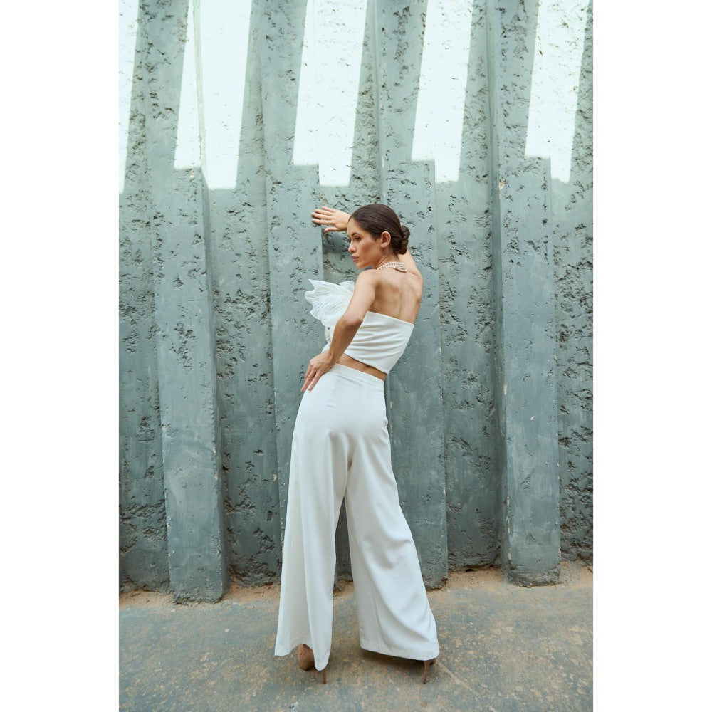 RENASCI White Self Design Camellia Top