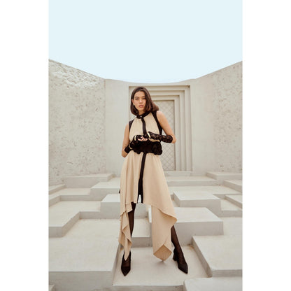 RENASCI Black Solid/Plain Surface Knee Length Dress with Belt (Set of 2)