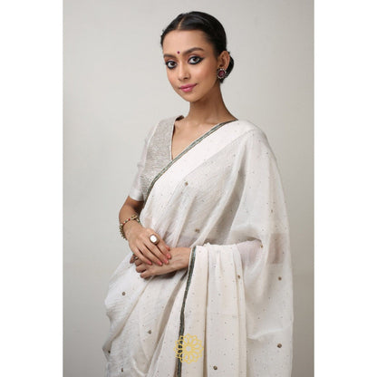Rhua India Chand White Classical Saree with Stitched Blouse and Petticoat