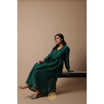 Rhua India Nitya Green Straight Kurta with Pant (Set of 2)