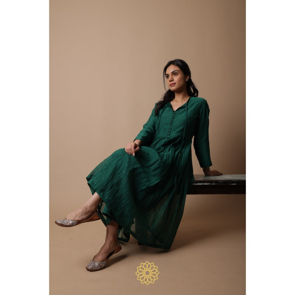 Rhua India Nitya Green Straight Kurta with Pant (Set of 2)