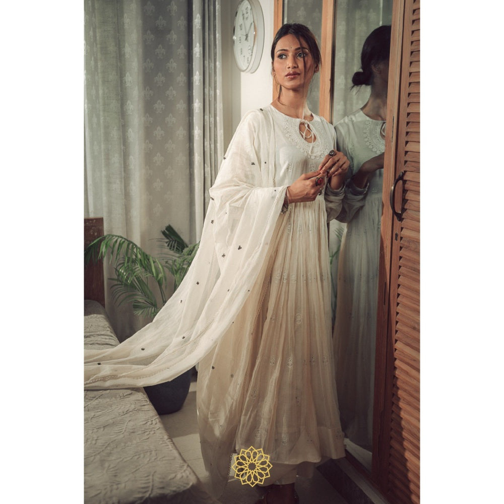 Rhua India White Moon Anarkali with Pant and Dupatta (Set of 3)