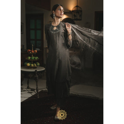 Rhua India Black Straight Kurta with Pant and Dupatta (Set of 3)