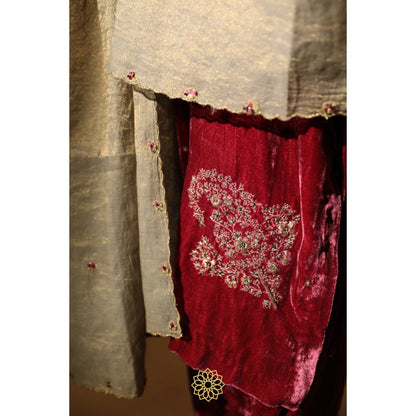 Rhua India Red Rumi Straight Kurta with Salwar and Dupatta (Set of 3)