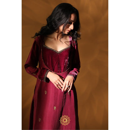 Rhua India Pink Nazreen Straight Kurta with Pant and Dupatta (Set of 3)