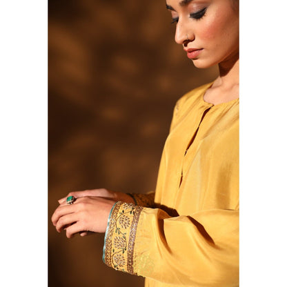 Rhua India Yellow Saie Straight Kurta with Salwar and Dupatta (Set of 3)