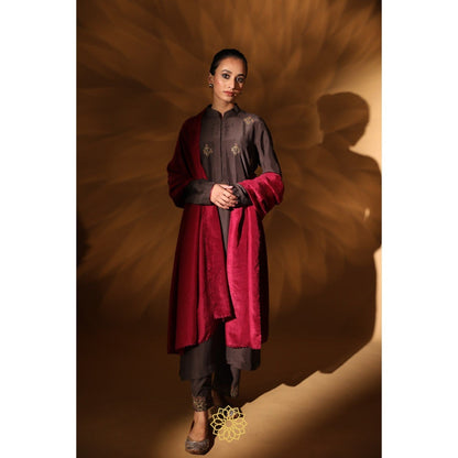 Rhua India Brown Meera Straight Kurta with Pant and Dupatta (Set of 3)
