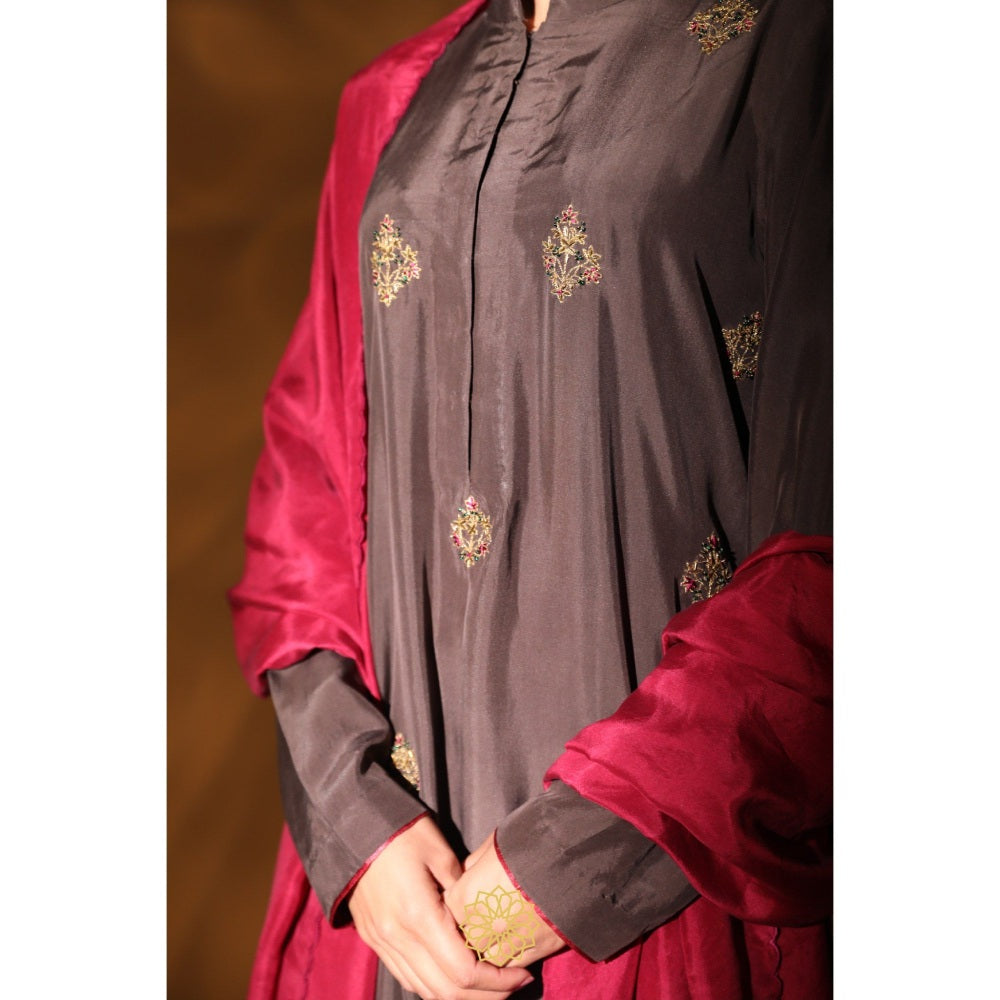 Rhua India Brown Meera Straight Kurta with Pant and Dupatta (Set of 3)
