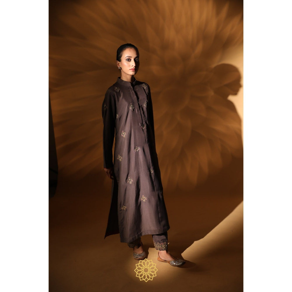 Rhua India Brown Meera Straight Kurta with Pant and Dupatta (Set of 3)