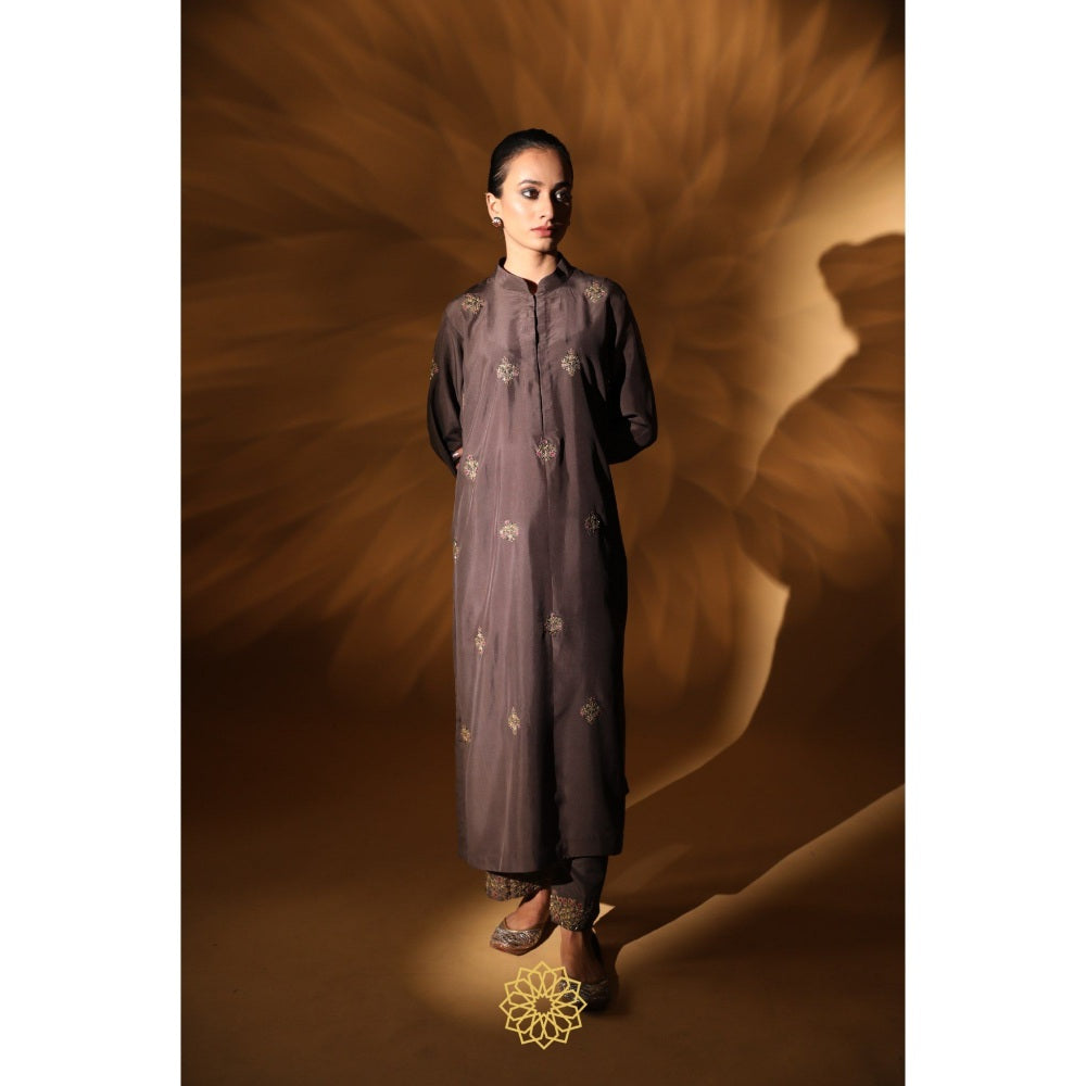 Rhua India Brown Meera Straight Kurta with Pant and Dupatta (Set of 3)