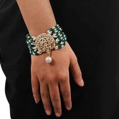 RIANA JEWELLERY White Pearl Bracelet