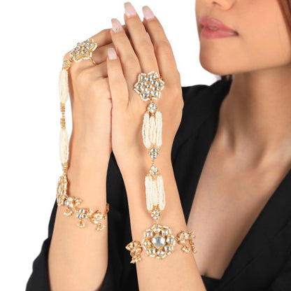 RIANA JEWELLERY Stunning Bridal Hathphool