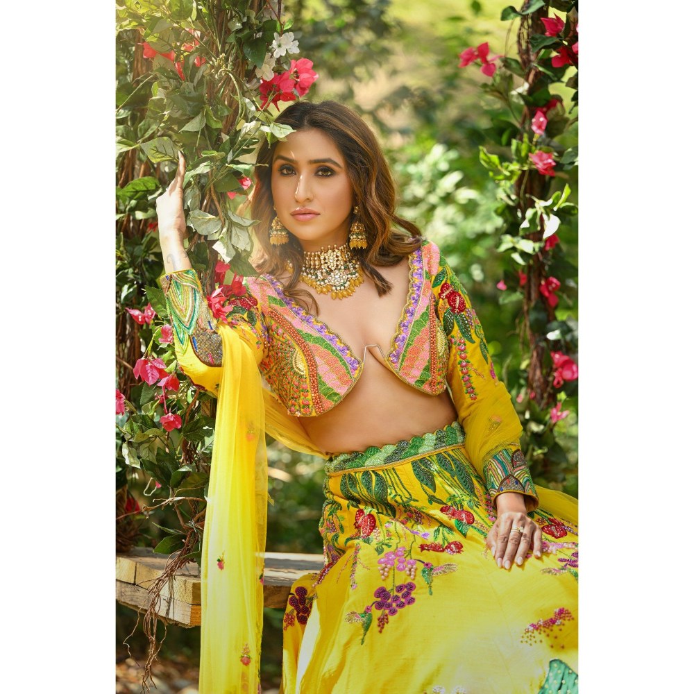 RIANA JEWELLERY Haldi Special Yellow Choker Set