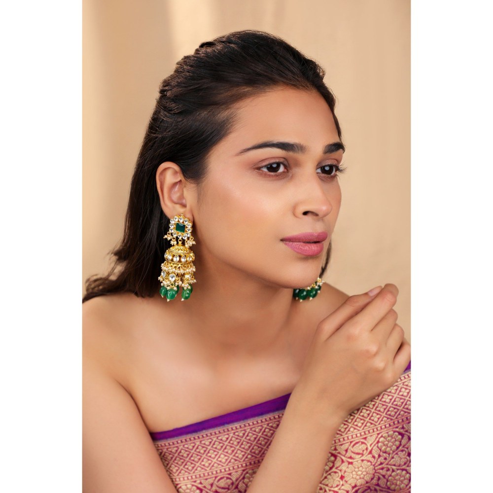 RIANA JEWELLERY White Jadtar Stone Bridal Necklace Set With Emerald Drops