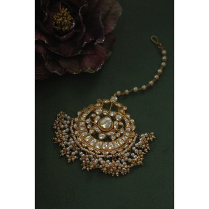 RIANA JEWELLERY Women Gold Plated Pearl And Jadtar Studded Maang Tikka