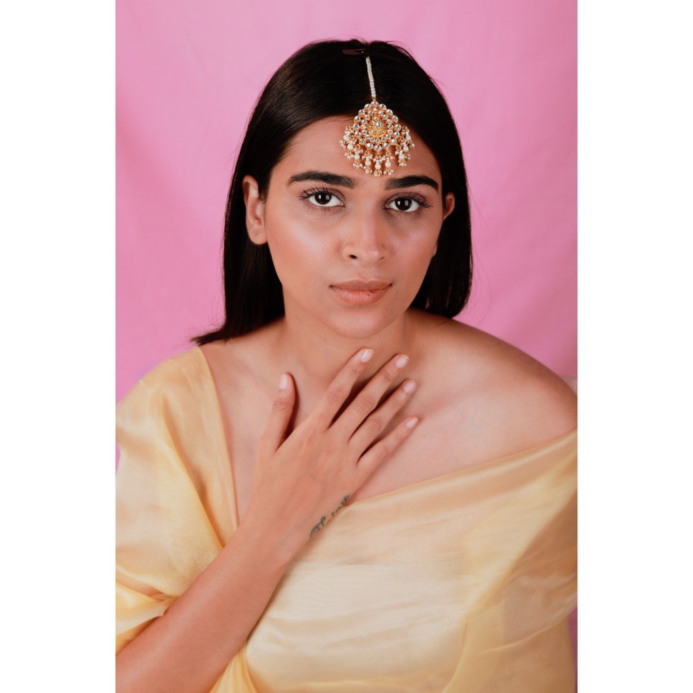 RIANA JEWELLERY Traditional Gold Plated Pearl Beads Jadtar Maang-Tikka