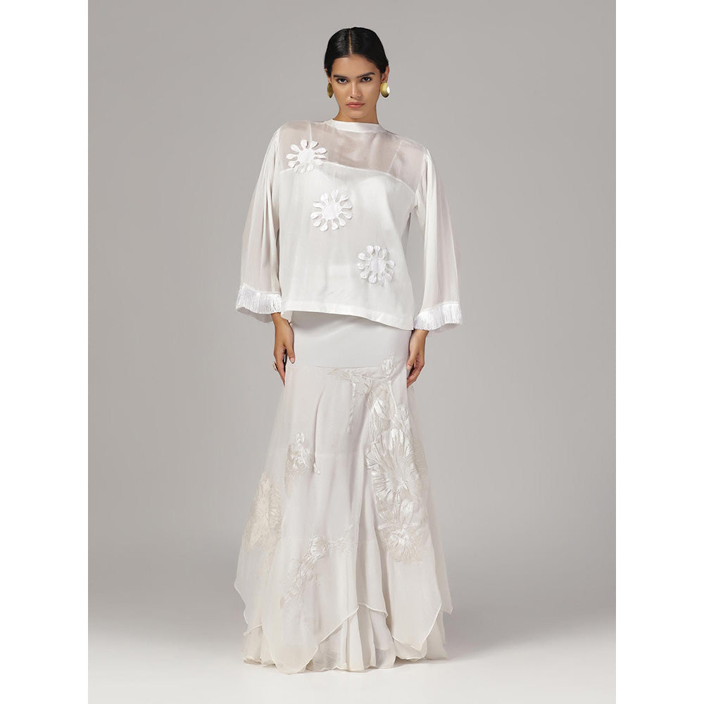 RINA DHAKA Women'S White Embroidered Top and Skirt (Set of 2)