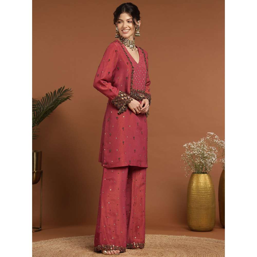 RIRASA Shareshhtha Tissue Coral Kurta with Pant (Set of 2)