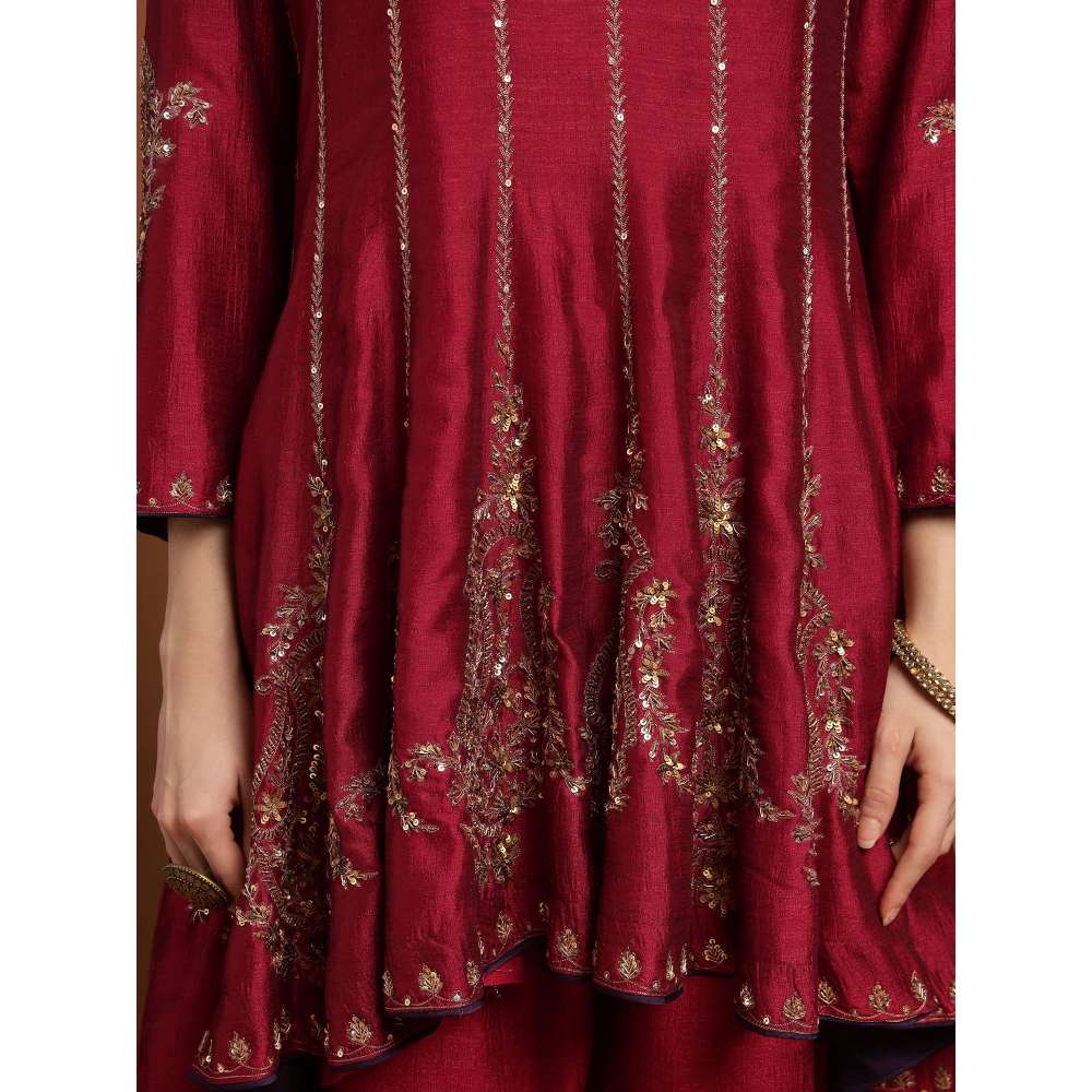 RIRASA Shyama Sundara Silk Blend Red Kurta with Pants (Set of 2)