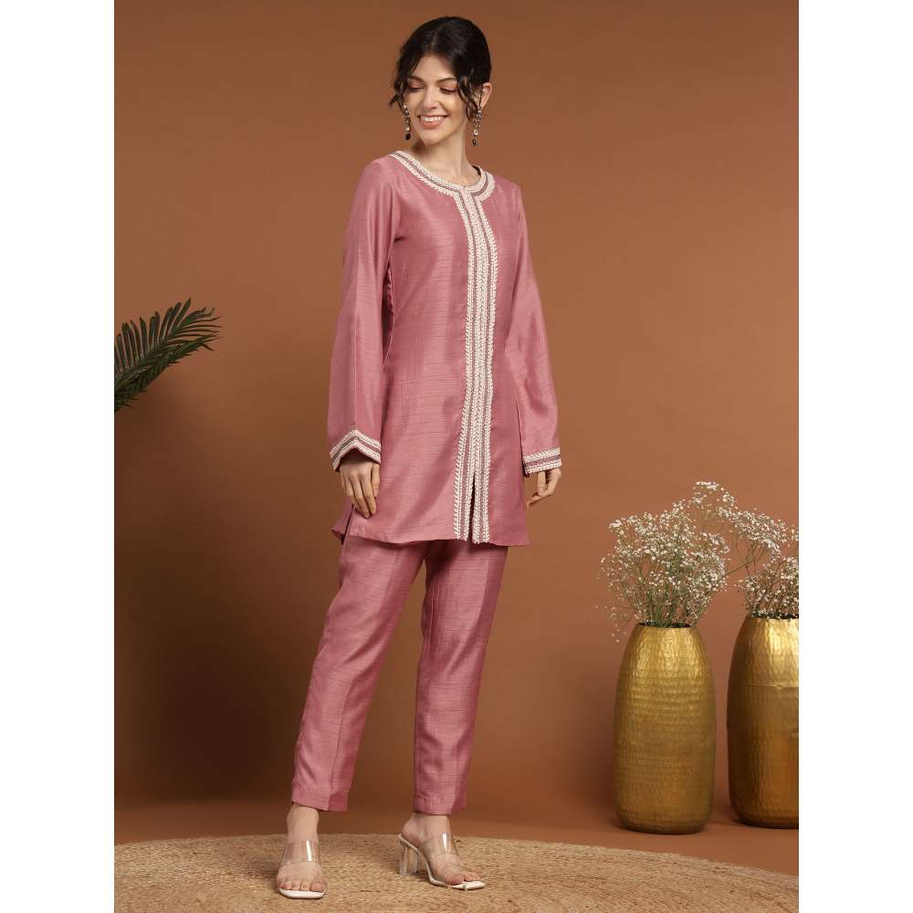 RIRASA Sanatana Silk Pink Kurta with Pants (Set of 2)
