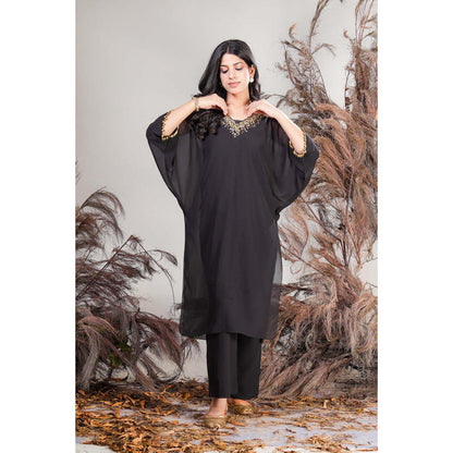 RIRASA Bhakta Black Kurta With Pants And Inner
