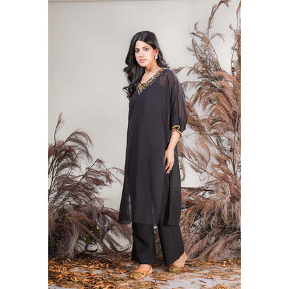 RIRASA Bhakta Black Kurta With Pants And Inner