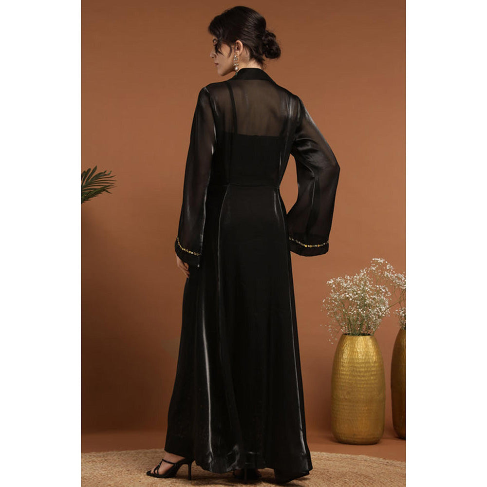 RIRASA Keshava Black Bralette With Cape And Pant