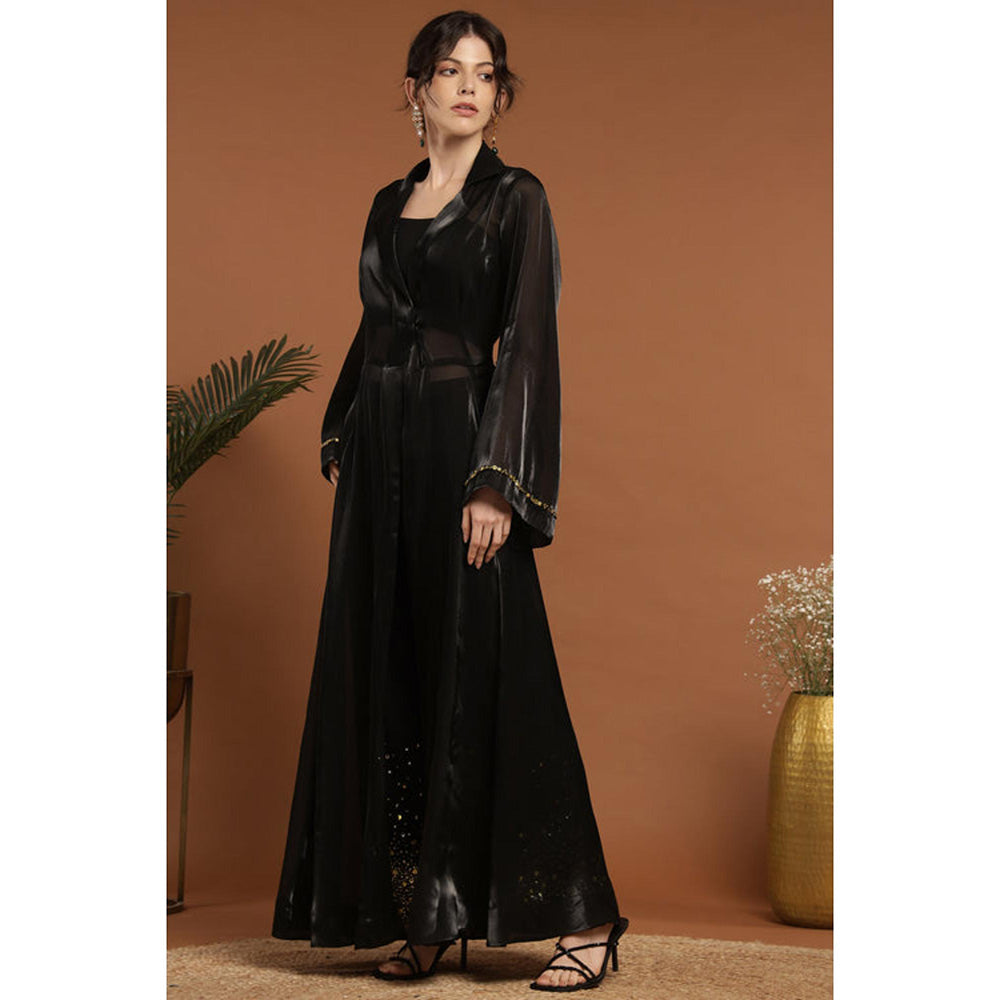 RIRASA Keshava Black Bralette With Cape And Pant